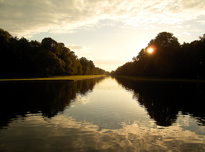 Copy Not Allowed! Contact webmaster@tbeck-webdesign.de for a Quality-Print-Version